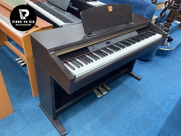 Học đàn piano
