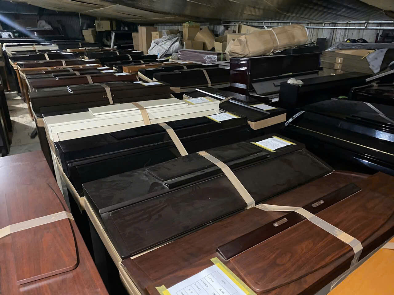 piano cũ giá rẻ Hà Nội, Mua piano cũ giá rẻ Hà Nội, Cửa hàng đàn piano cũ giá rẻ Hà Nội, Đàn piano cũ giá rẻ Hà Nội,
