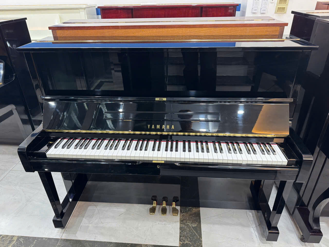 Yamaha U1H giá bao nhiêu; Mua piano yamaha U1H; Đàn piano yamaha U1H; Giá đàn piano Yamaha U1H; Đàn piano Yamaha U1H giá tốt;